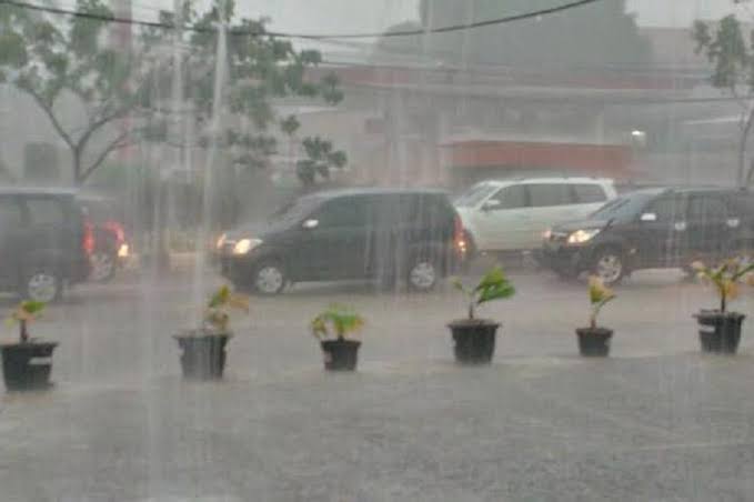 Ilustrasi hujan masih berpeluang guyur Pekanbaru dan sekitar (foto/int)